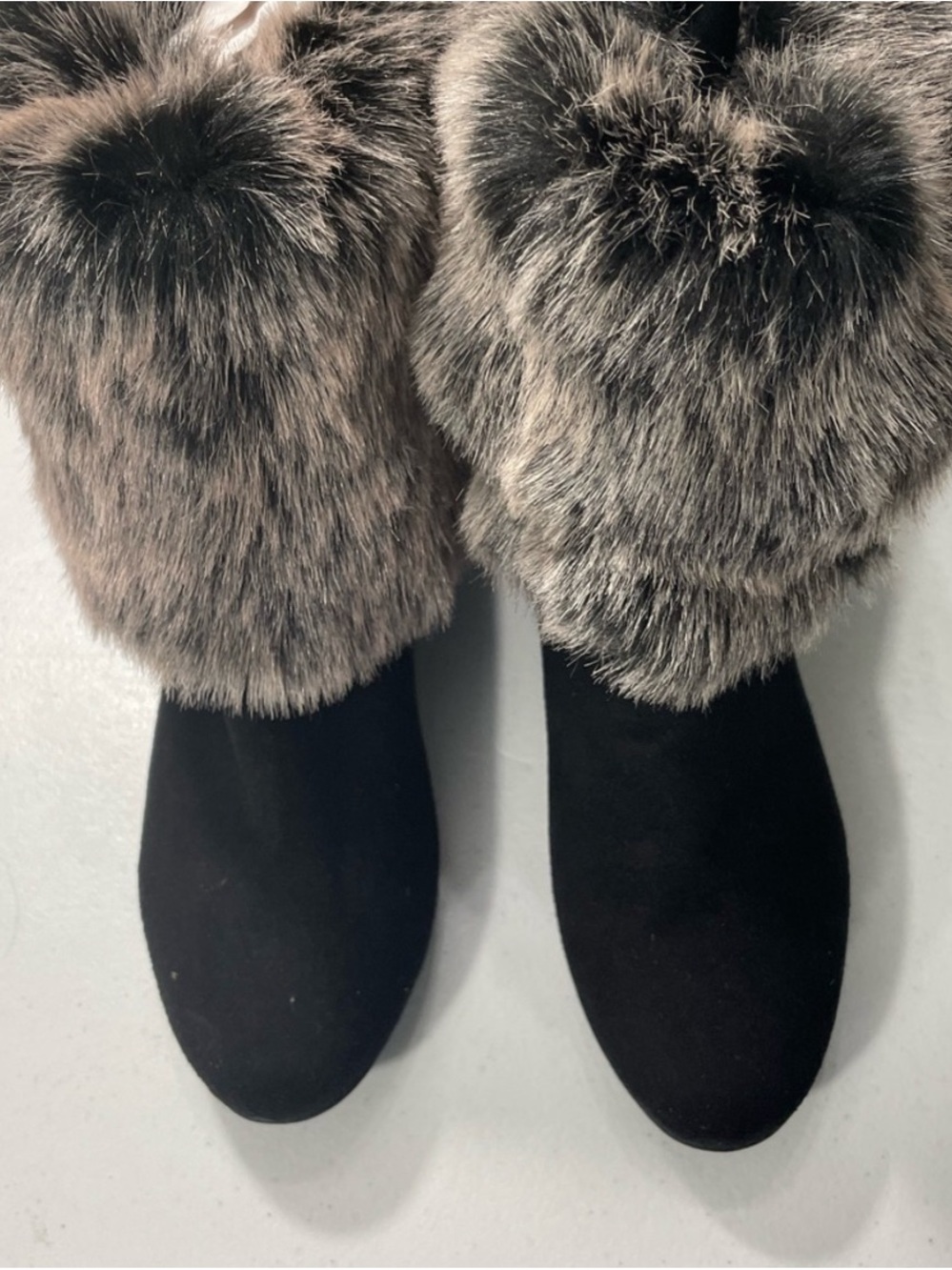 R2 Black Faux-Fur Cuff Women's Winter Boots Size 8.5